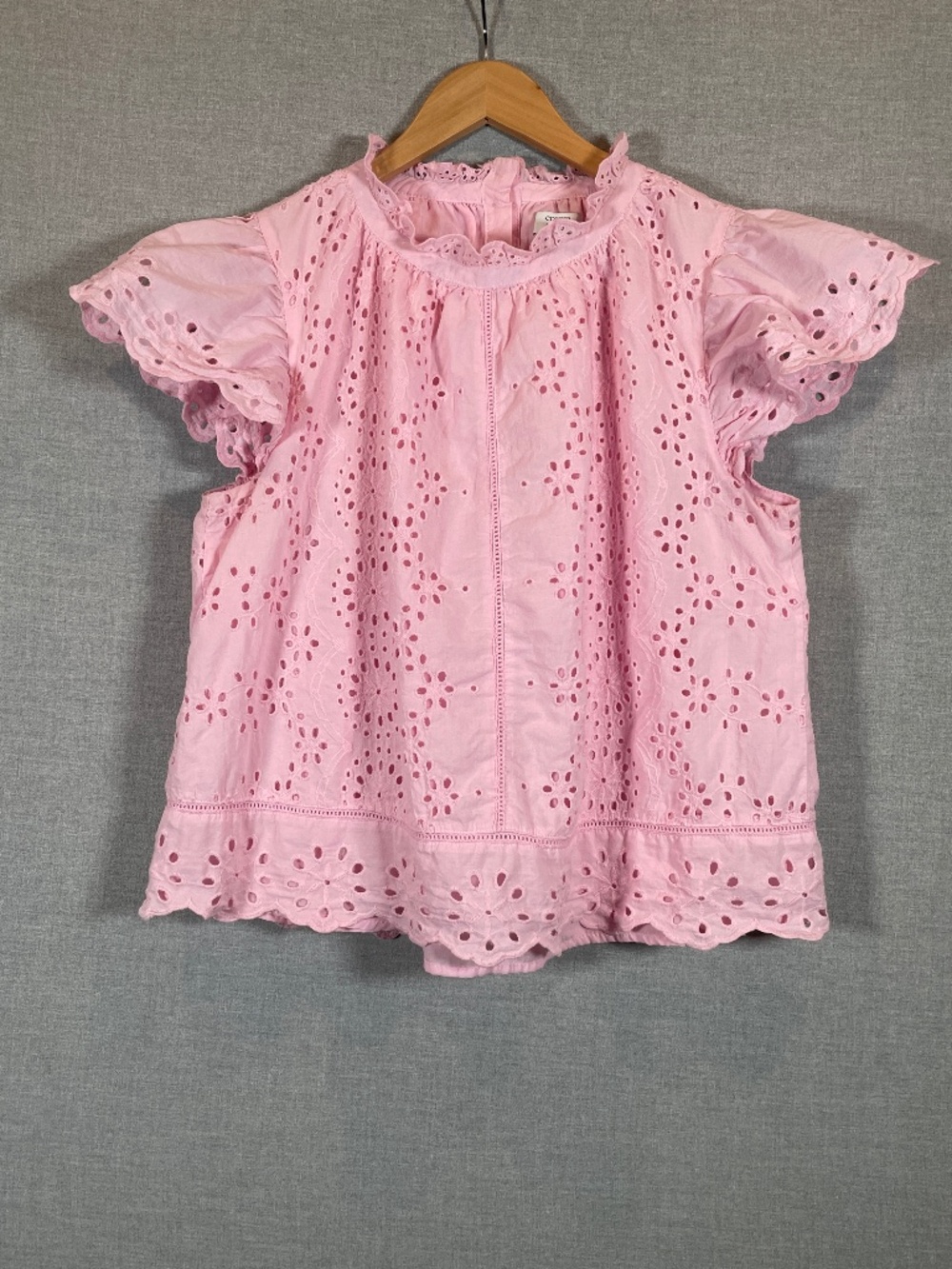 Crown & Ivy Pink Eyelet Lace Ruffle Flutter Sleeve Mock Neck Blouse Top L